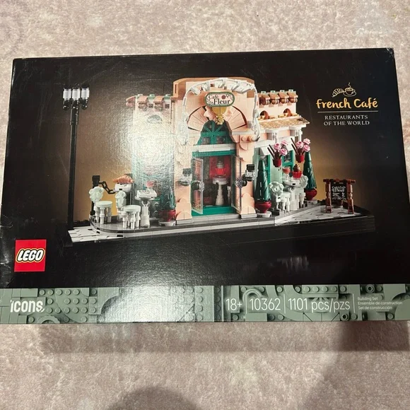 LEGO French Café - Picture 2 of 4